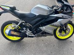 YAMAHA R15 V3